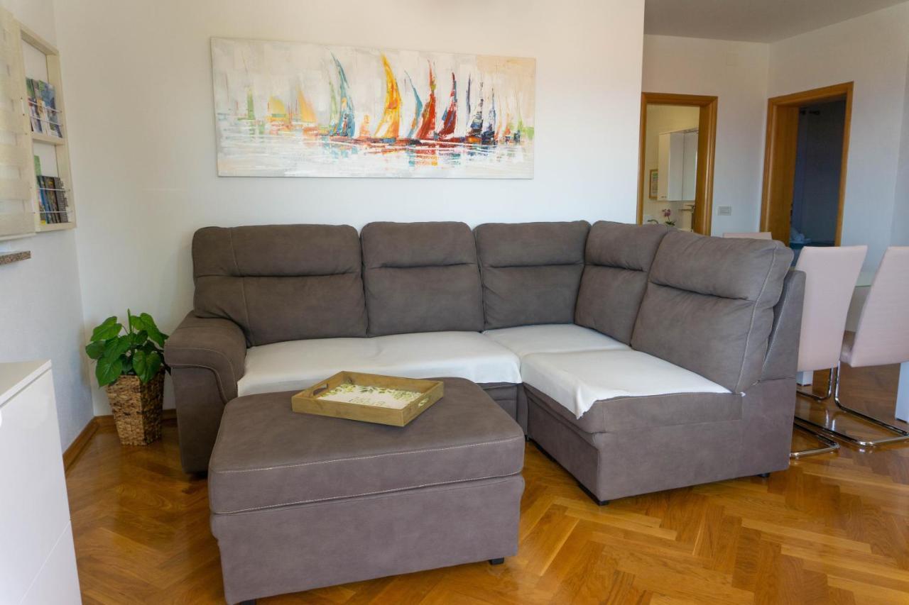Apartment Jadran Malinska Exterior foto
